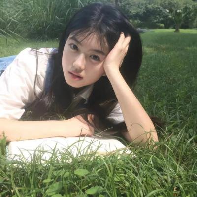 金蛇贺岁之合家团